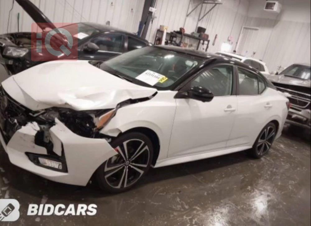 نيسان سنترا